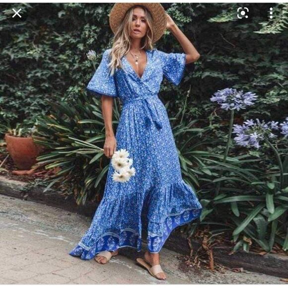 R. Vivimos Dresses & Skirts - R. Vivimos Blue Floral Print Boho Maxi Dress Size 12/14